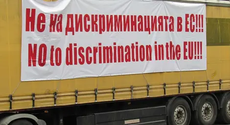 Повече от половината българи подкрепят протестите на превозвачите