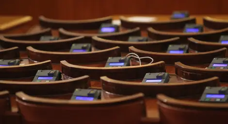 Без поддръжка е системата за гласуване в парламента Без поддръжка е системата за гласуване в парламента