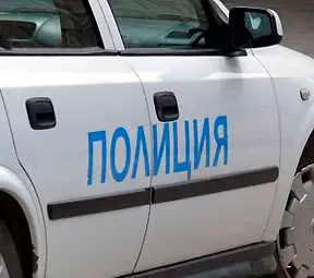 Обвинени за нагло отвличане и изнасилване избягали в чужбина