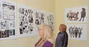 Създатели на комикси и русенчета  рисуват по стените във Военния клуб