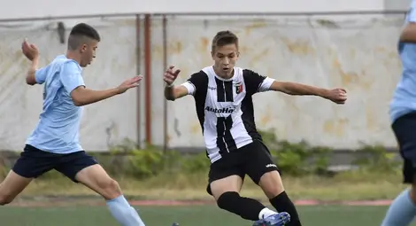 Юношеските отбори разбиха варненските &bdquo;соколи&ldquo; с общ резултат 11:3