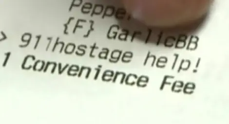 Поръчка за пица спаси жена и децата й от плен