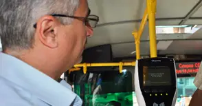 Съобщение потвърждава таксуването с електронен билет в градския транспорт