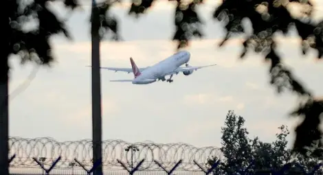 Турски самолети спасяват джихадисти от Сирия