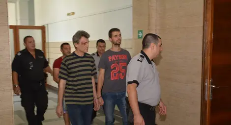 Молдовец ще лежи 14 месеца за трафик на цигари за 750 000 лева