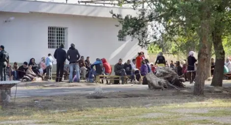 Бунт на бежанци в София, ранени са полицаи