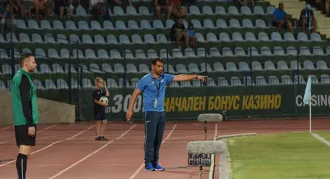 Боят между Великов и Петков или как от мухата се прави слон