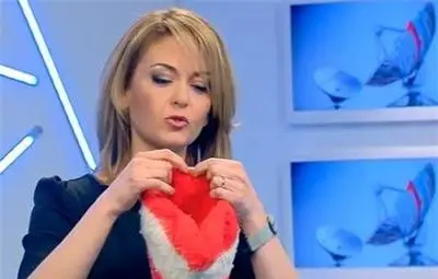 Ето невероятната история на момиченцето от филма "Топло", днес френски журналист