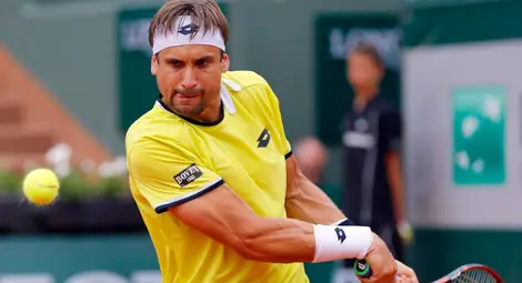 Ферер с бърза победа на старта в Париж