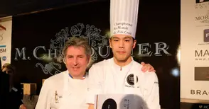 Царят, скрит под тесто