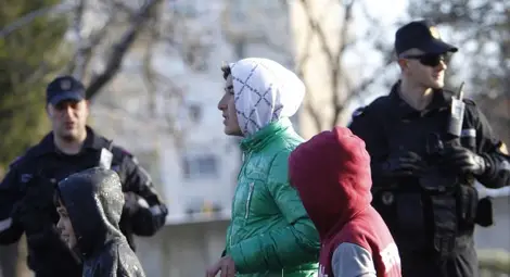 Неканени гости: Двама иракчани нахлуха в селска къща