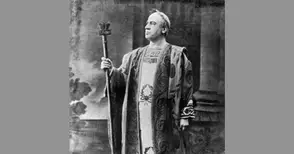 Неизвестни снимки на Сава Огнянов  и скици за декори влязоха в Архива