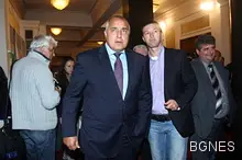 Борисов не обясни защо съдии на ГЕРБ гласуват за Пеевски