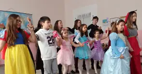 Малки актьори от Долна Студена  пресъздават библейски притчи