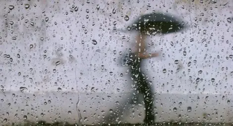 Порои заливат страната утре