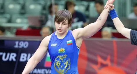 Женската борба в „Юнак“ завърши сезона на трето място Женската борба в „Юнак“ завърши сезона на трето място