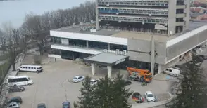 Гостенка на „Рига“ скочи от 9 етаж пред погледите на пожарникари на учение