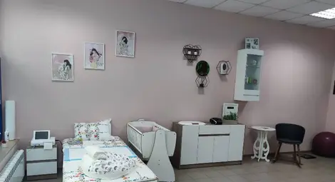 Университетът кани бъдещи майки на курс за насърчаване на естественото раждане