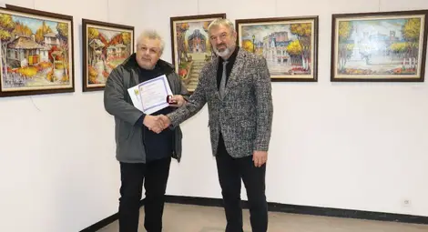 Почетен знак от областния управител за председателя на Дружеството на художниците