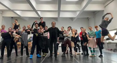 В очакване на премиерата на &bdquo;Мартенски музикални дни&ldquo;: Константин Уралски претворява любовта в &bdquo;Калиопа&ldquo; със собствен танцов език