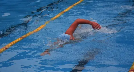 Тодор Цветков преплува 3 км в ледените води на Русе