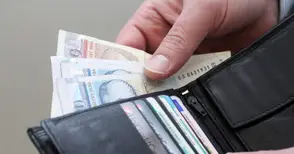 213 лева разлика между заплатите в Русенско и средните в страната