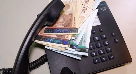 88-годишен хвърли 4000 лева през балкона по съвет на &bdquo;полицай Колев&ldquo;