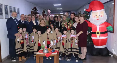 Коледари наричаха за здраве в Областна администрация &ndash; Русе