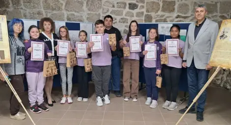 Две изложби в памет на патрона си организира читалище &bdquo;Стефан Караджа&ldquo;