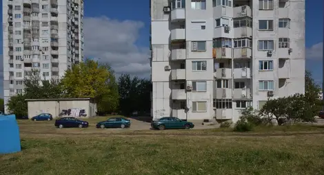 Строят нов паркинг в &bdquo;Дружба 3&ldquo;