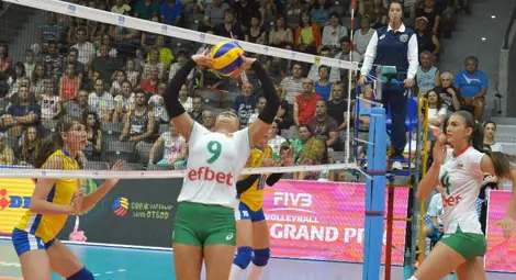 Волейболистките от националния отбор: Благодарим ти, Русе! Феновете са страхотни