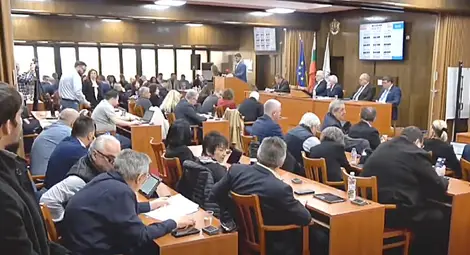 Високо напрежение: ПП-ДБ: Настоящият управленски модел е изчерпан! Кметът: Лъжи и манипулации, продължавайте така!