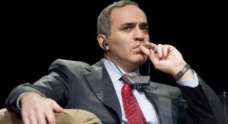 Гари Каспаров осъди Русия за 10 0000 евро за арест през 2007 г.