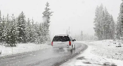 Акция "Зима" продължава: проверяват гуми, светлини и чистачки Акция "Зима" продължава: проверяват гуми, светлини и чистачки