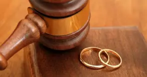 Съпруг поиска развод заради евангелска промяна у жена си