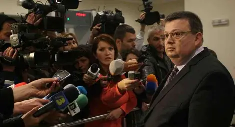 Още двама на разпит за подслушването