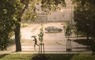 Есента настъпва: от 22 септември започва захлаждане с валежи и силен вятър