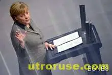  Меркел иска спешно отпускане на пари за Гърция 