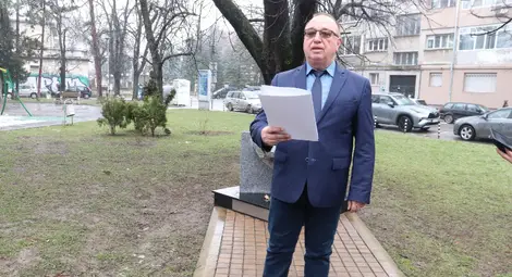 Русенци отбелязаха Международния ден в памет на жертвите от Холокоста Русенци отбелязаха Международния ден в памет на жертвите от Холокоста