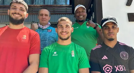 Росенов загрява за Париж с лагер в полите на Сиера Невада Росенов загрява за Париж с лагер в полите на Сиера Невада