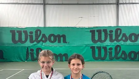 Боксовата фамилия Алексееви с победи на тенис корта Боксовата фамилия Алексееви с победи на тенис корта