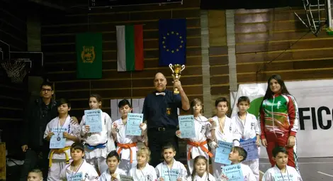 Децата на сенсей  Калинов сред  първите в Шумен