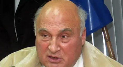 Цар Киро излиза от затвора 