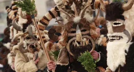 &bdquo;Сурва&rdquo; вече е в представителния списък на ЮНЕСКО за нематериално културно наследство /галерия/
