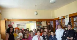 Първолаци от Николово гостуваха в приказната страна Букволандия