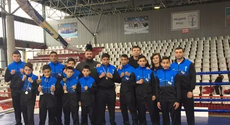 Боксьорите на &bdquo;Русе&ldquo; №1 у нас при учениците