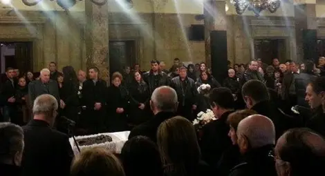 Първанов пред ковчега на Янакиева: Здравето й рухна от омразата и агресията срещу нея!