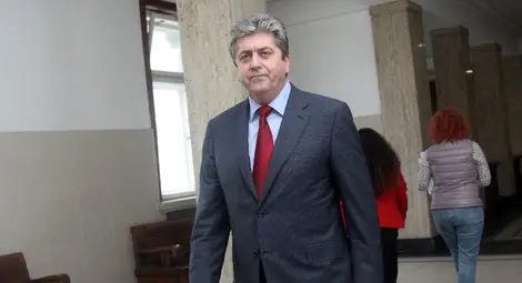 Първанов в Москва по покана на руското военно министерство