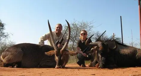 Христо Стоичков обясни с отворено писмо сафарито в Африка /галерия/