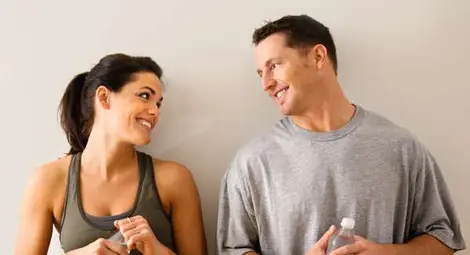 Нито дума за килограмите й, поднасайте букети за ЧРД, харесвайте манджите и винаги забелязвайте новата й прическа, за да нe спите на кушетката